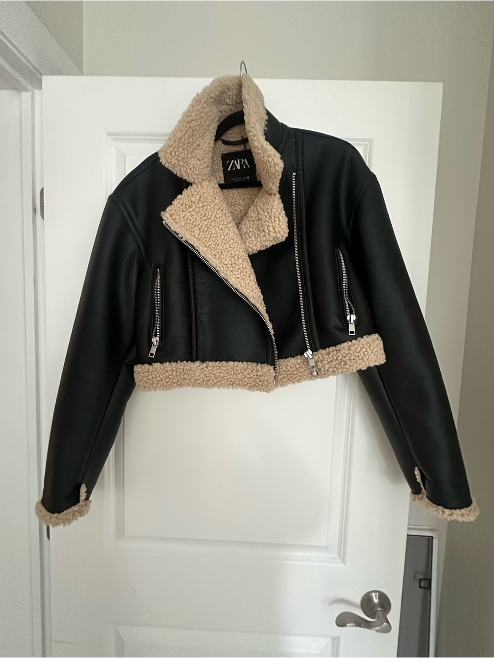 Zara Black Faux Leather Cropped Jacket with Cream Shearling Trim